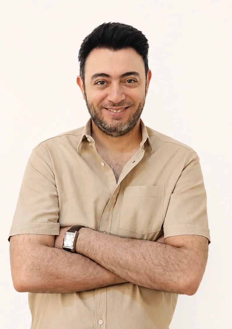 دکتر شایان پشتاره
